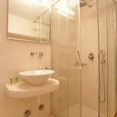 Apartahotel Celestial Garden Adamantas (Milos)