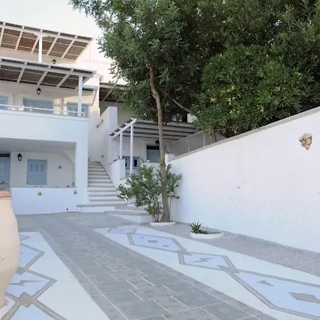 Apartahotel Celestial Garden Adamantas (Milos)