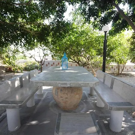 Celestial Garden Apartahotel 3*