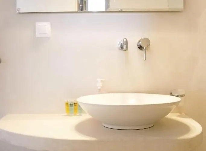 Celestial Garden Appart hôtel Adámas