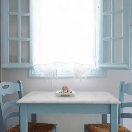 Aparthotel Celestial Garden Adamantas (Milos)