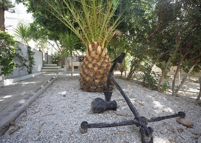 Celestial Garden Lejlighedshotel Adamantas